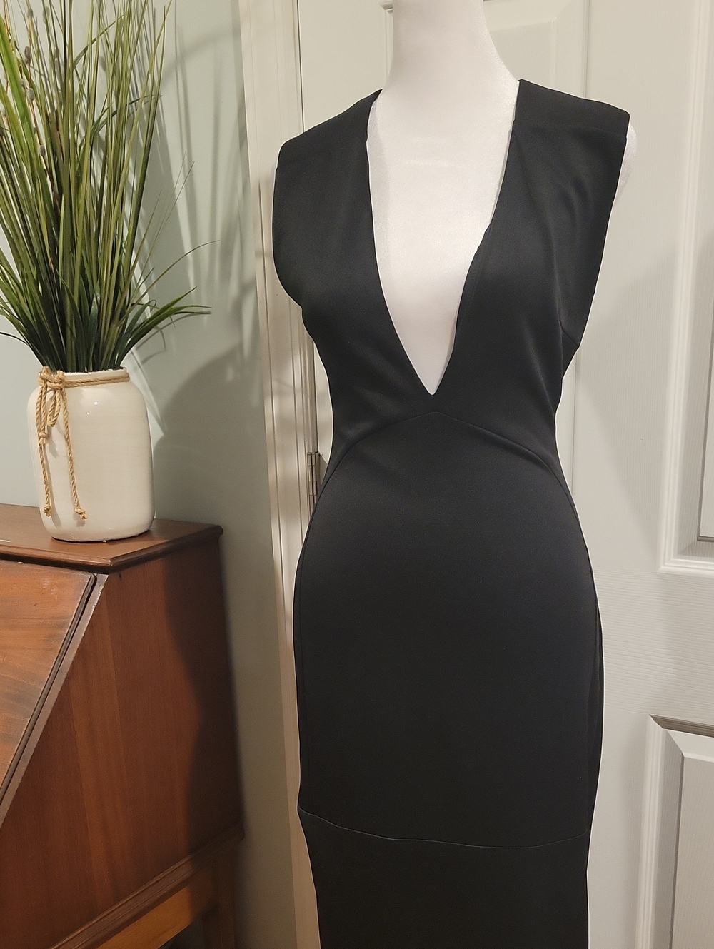 Black Deep V-Neck Bodycon Dress - Women